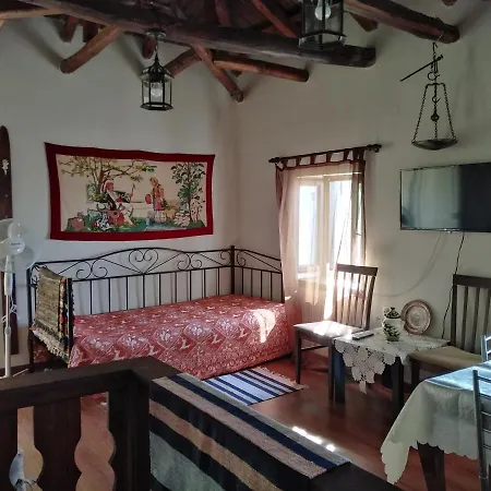 ελαιώνας - Solar Energy House خوريفتون